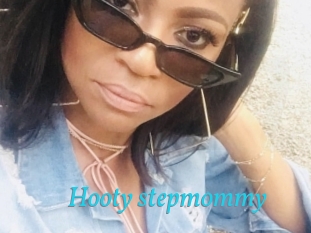 Hooty_stepmommy