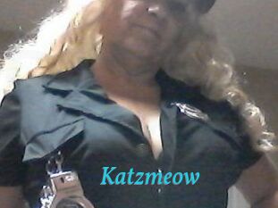 Katzmeow Salope 2 Mature