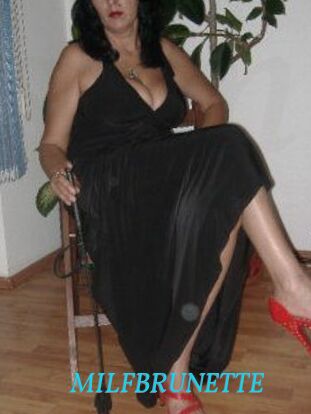 MILFBRUNETTE Salope 2 Mature
